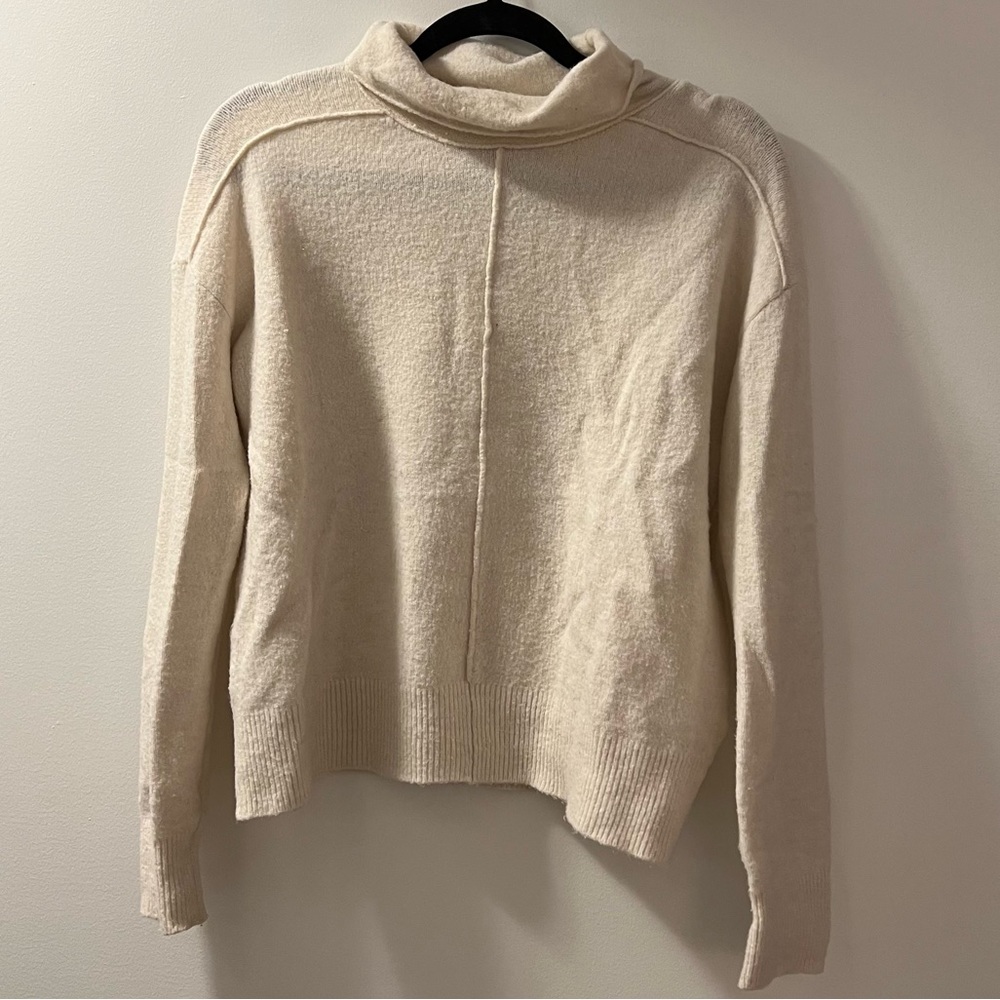 Banana Republic Merino Blend Mock Neck Cream Sweater
